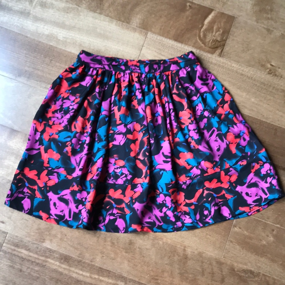 Reform brand polyester skirt, Sz 4